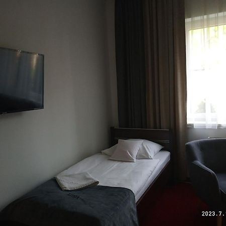 ヴィスワ Lusia Bed & Breakfast エクステリア 写真