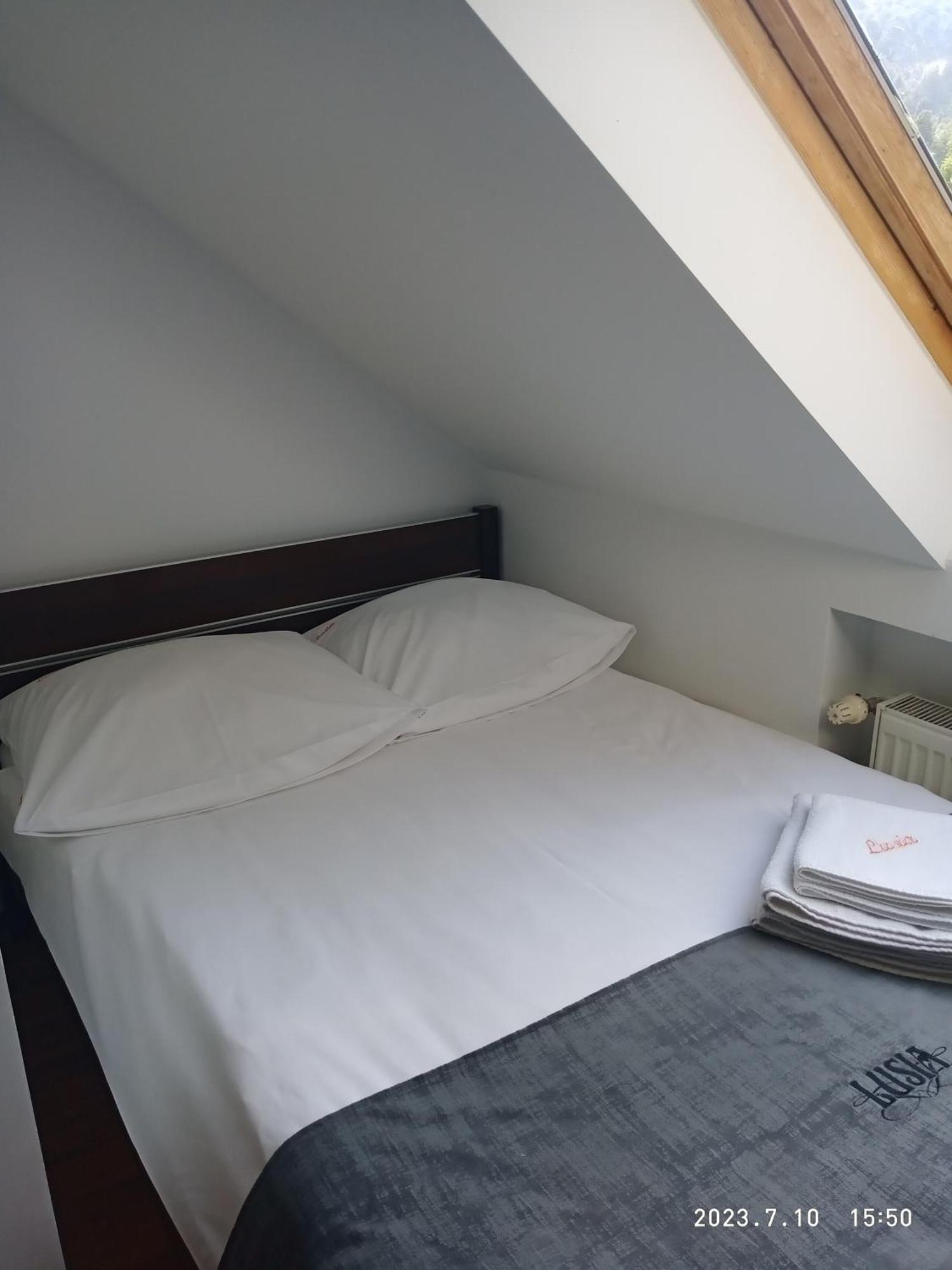 ヴィスワ Lusia Bed & Breakfast エクステリア 写真