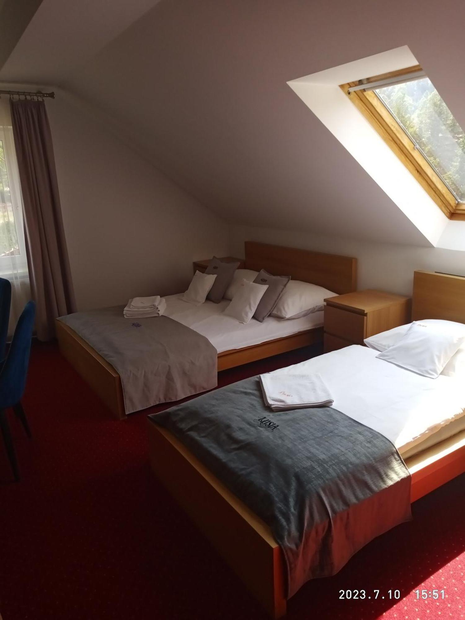 ヴィスワ Lusia Bed & Breakfast エクステリア 写真