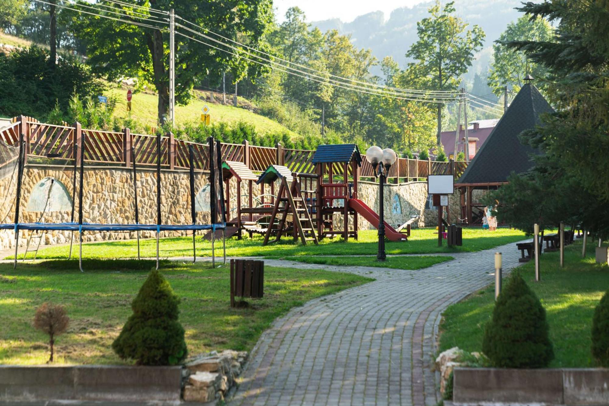 ヴィスワ Lusia Bed & Breakfast エクステリア 写真